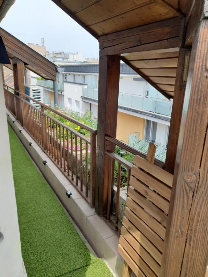 Modern Top Floor Loft With Balcony Budapeszt Zewnętrze zdjęcie